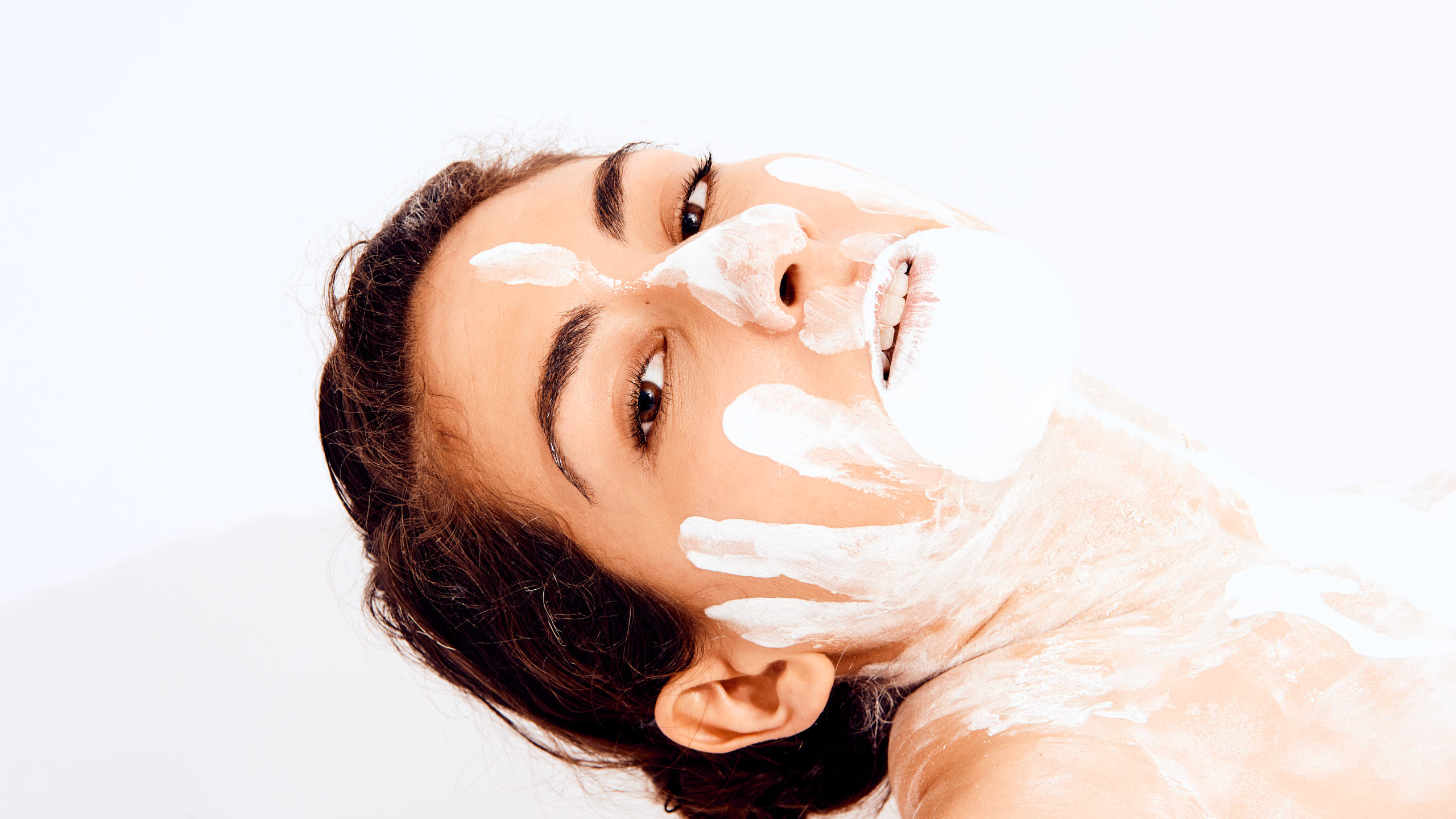 Tula Vida Barcelona nude art model Acrobatic Nudes contortionist photographer Cinaed Dane